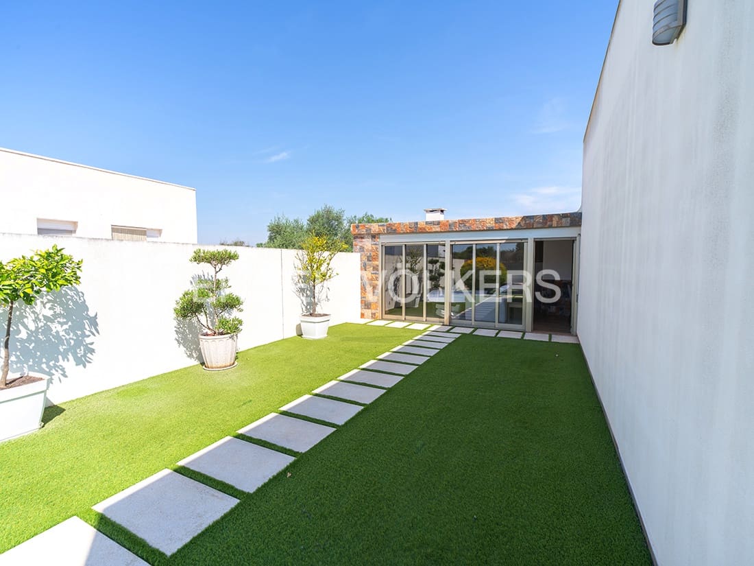 4 chambre Villa/Maison à vendre à Santa Pola avec piscine garage - 1 149 000 € (Ref: 9879621)