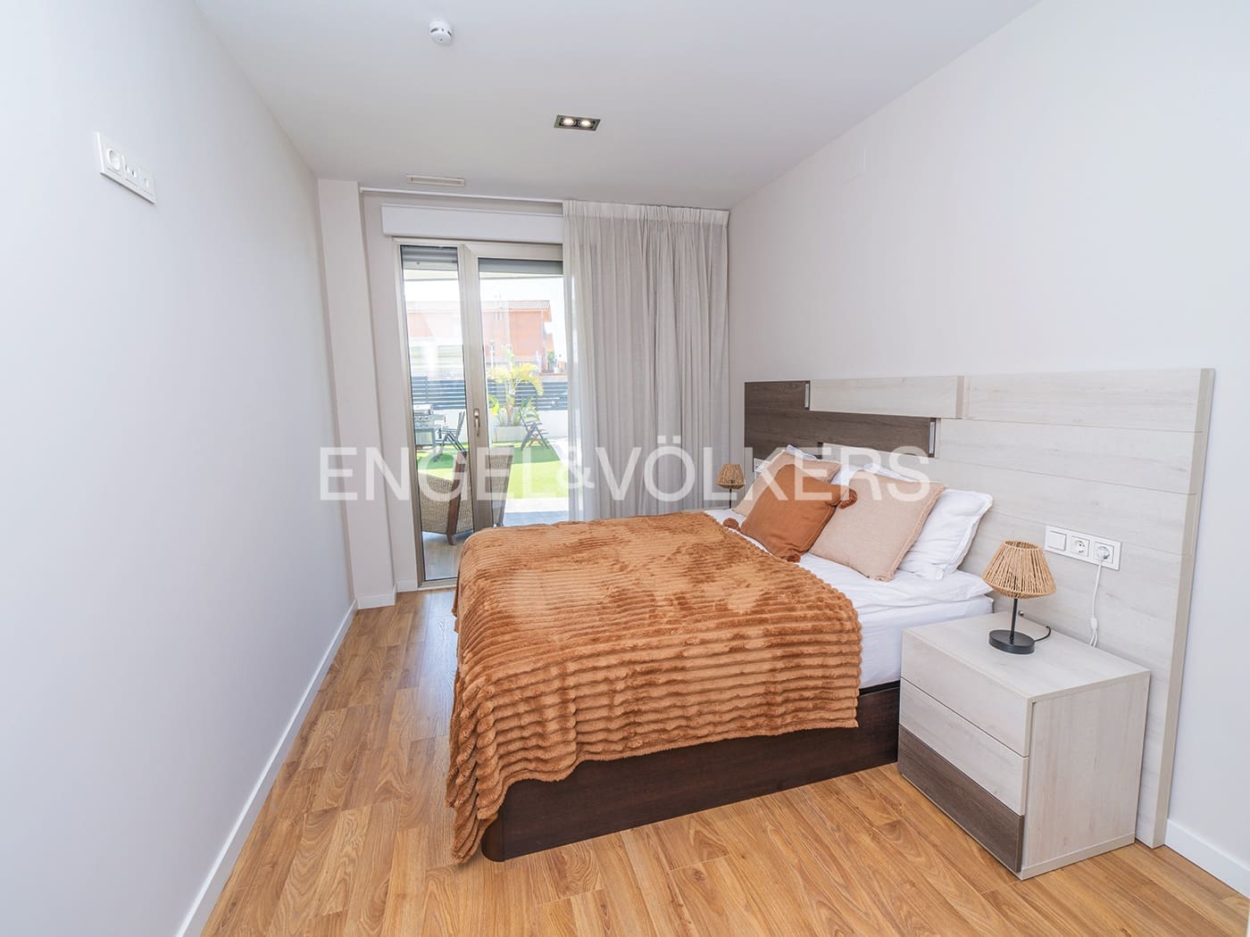4 chambre Villa/Maison à vendre à Santa Pola avec piscine garage - 1 149 000 € (Ref: 9879621)