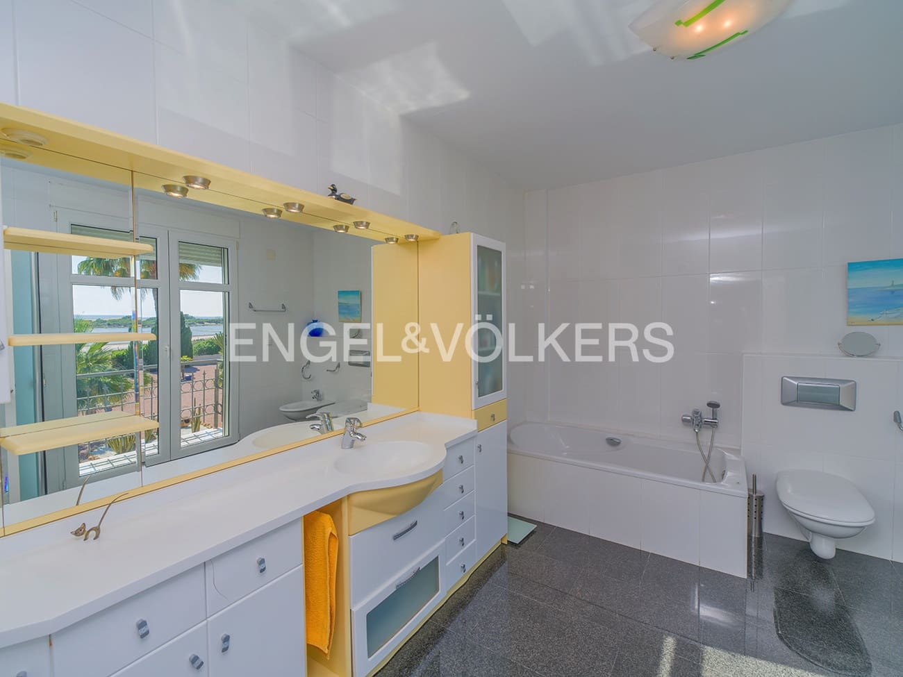 7 soverom Villa til salgs i La Marina med svømmebasseng garasje - € 1 495 000 (Ref: 9879635)