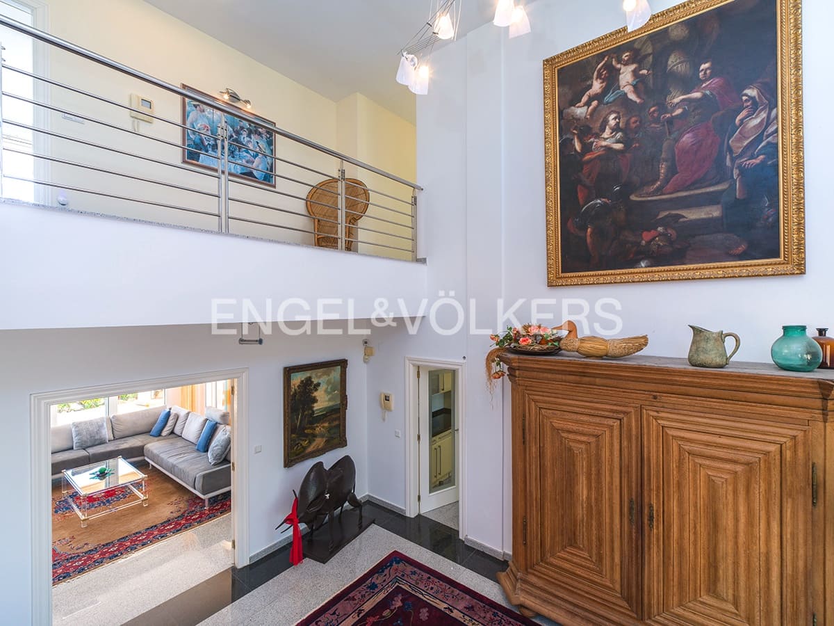 7 soverom Villa til salgs i La Marina med svømmebasseng garasje - € 1 495 000 (Ref: 9879635)