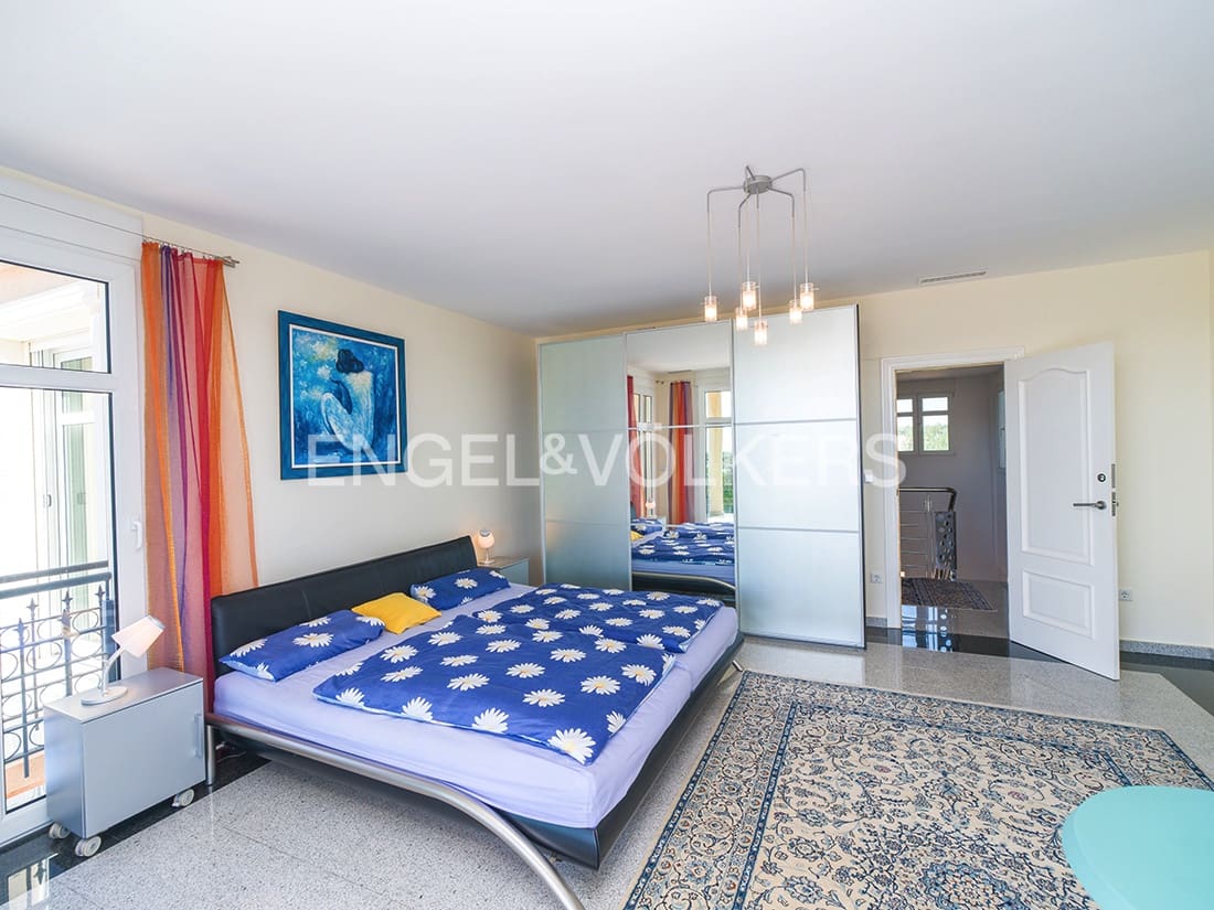 7 soverom Villa til salgs i La Marina med svømmebasseng garasje - € 1 495 000 (Ref: 9879635)