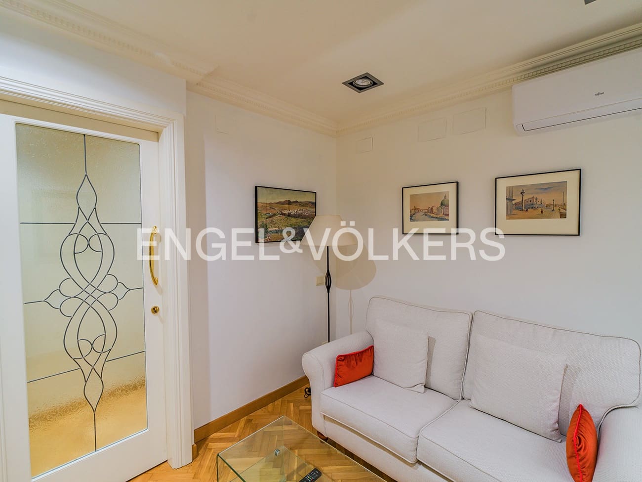 4 makuuhuone Huoneisto myytävänä paikassa Alicante kaupunki - 795 000 € (Ref: 9889495)