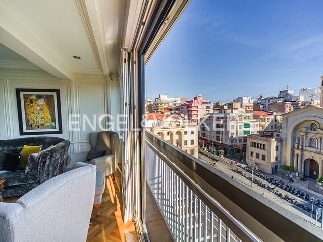 4 makuuhuone Huoneisto myytävänä paikassa Barrio del Centro, Alicante kaupunki - 795 000 € (Ref: 9889495)