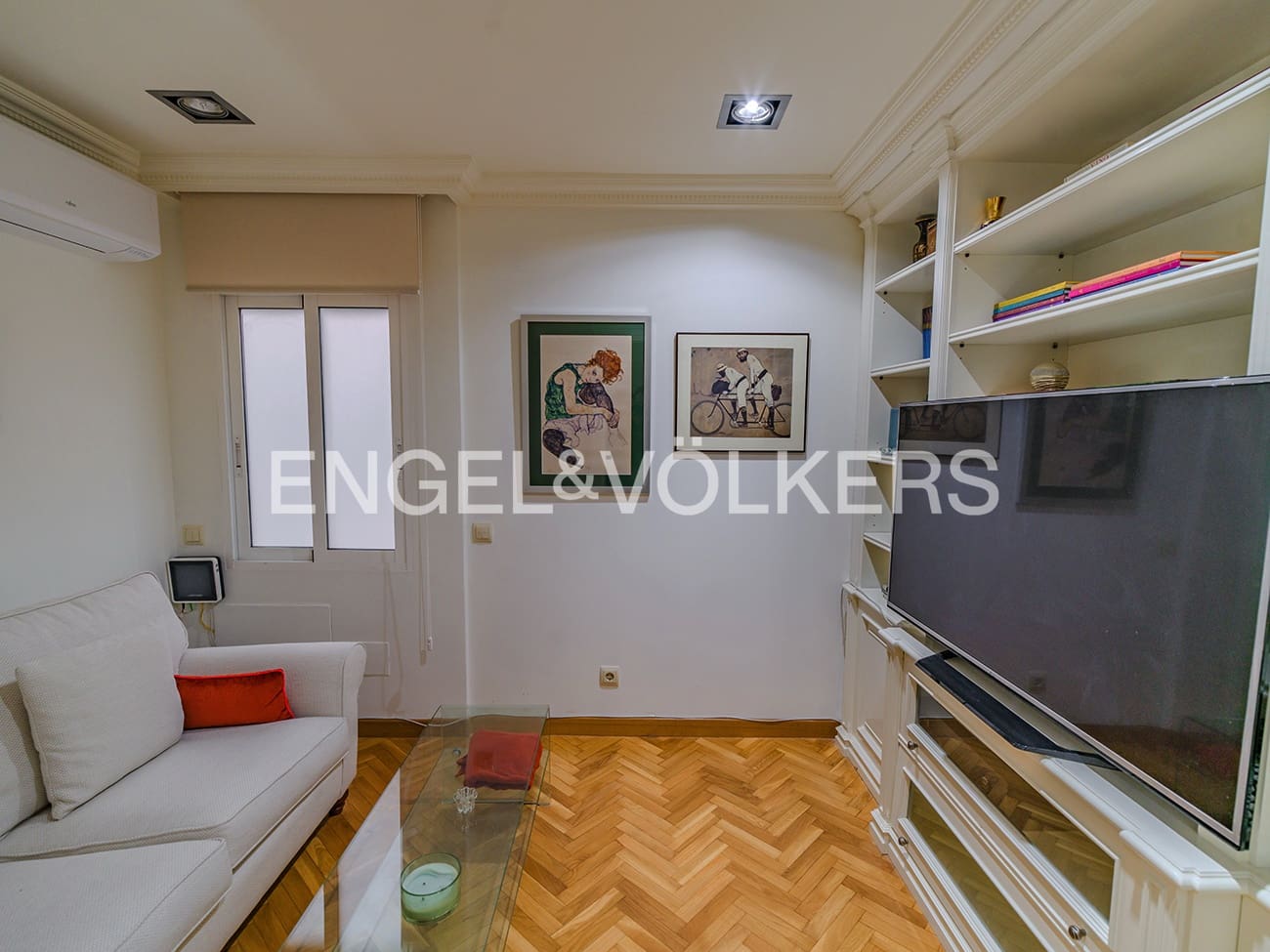 4 makuuhuone Huoneisto myytävänä paikassa Alicante kaupunki - 795 000 € (Ref: 9889495)