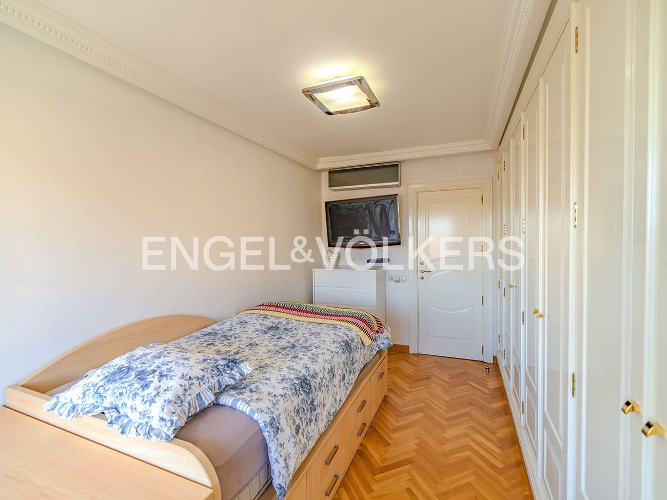 4 makuuhuone Huoneisto myytävänä paikassa Alicante kaupunki - 795 000 € (Ref: 9889495)