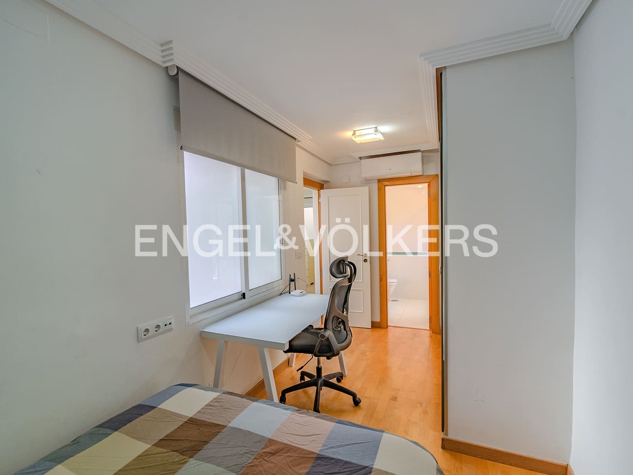 4 makuuhuone Huoneisto myytävänä paikassa Alicante kaupunki - 795 000 € (Ref: 9889495)