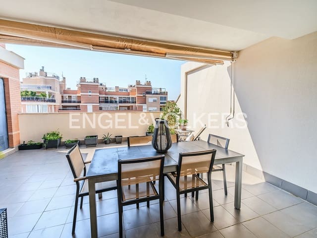 3 soverom Penthouse til salgs i Paus - Poligono San Blas, Alicante by med svømmebasseng garasje - € 590 000 (Ref: 9890746)