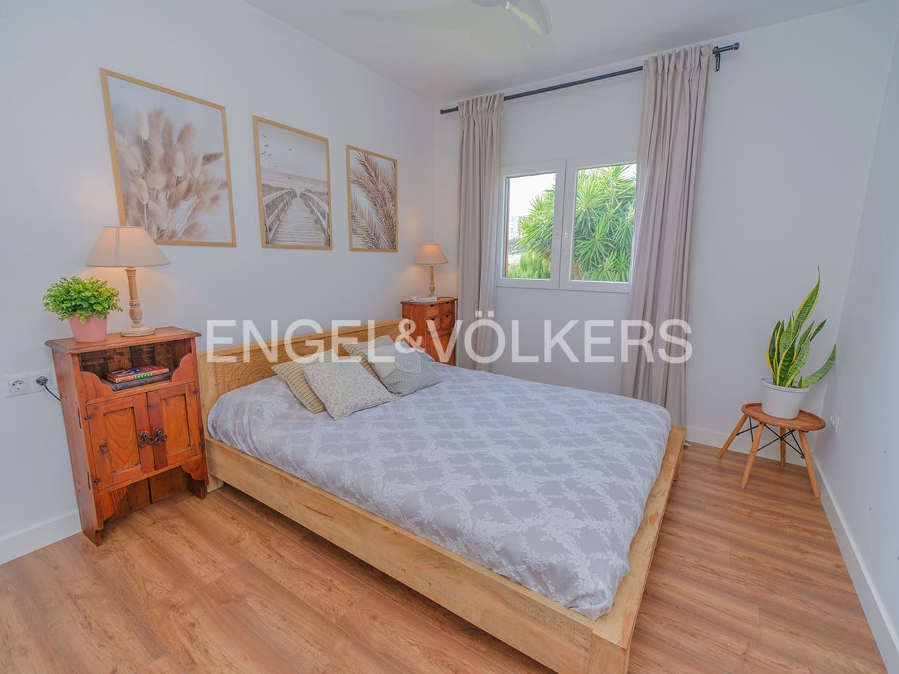 6 quarto Moradia para venda em El Campello com piscina garagem - 1 250 000 € (Ref: 9902301)