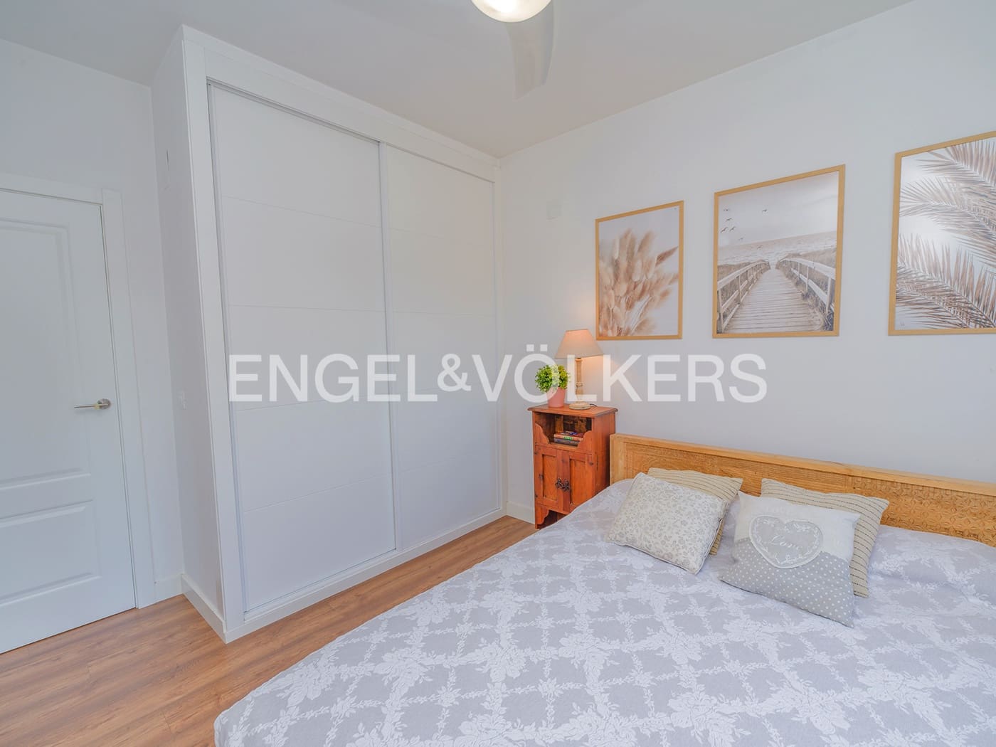 6 quarto Moradia para venda em El Campello com piscina garagem - 1 250 000 € (Ref: 9902301)