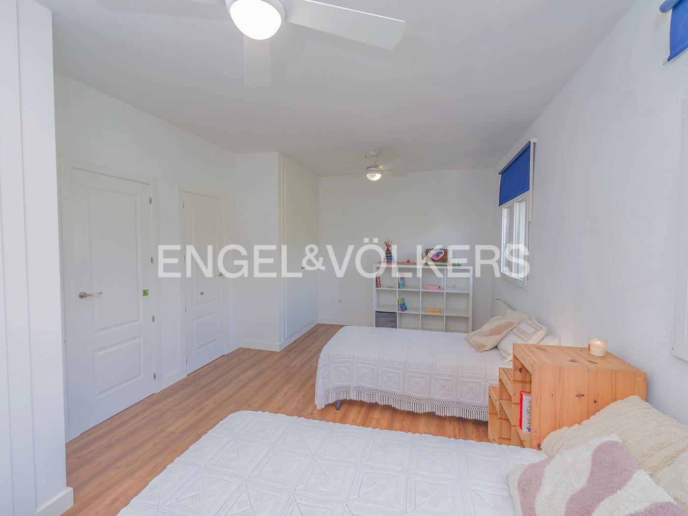 6 quarto Moradia para venda em El Campello com piscina garagem - 1 250 000 € (Ref: 9902301)