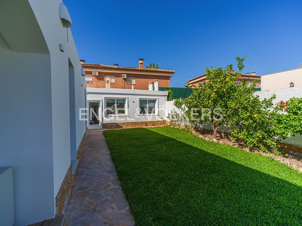 5 soverom Villa til salgs i San Juan de Alicante / Sant Joan d'Alacant med svømmebasseng garasje - € 1 630 000 (Ref: 9932240)