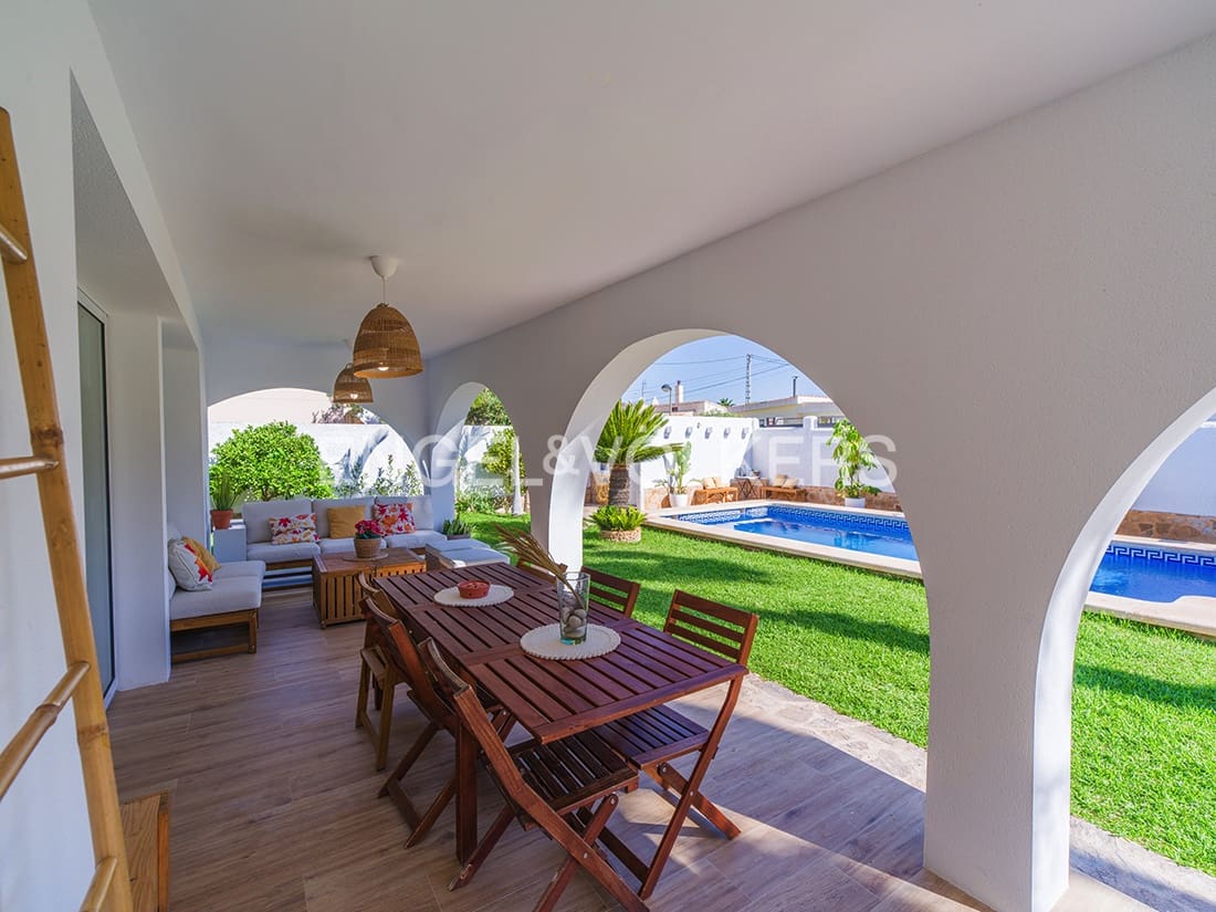 5 soverom Villa til salgs i San Juan de Alicante / Sant Joan d'Alacant med svømmebasseng garasje - € 1 630 000 (Ref: 9932240)