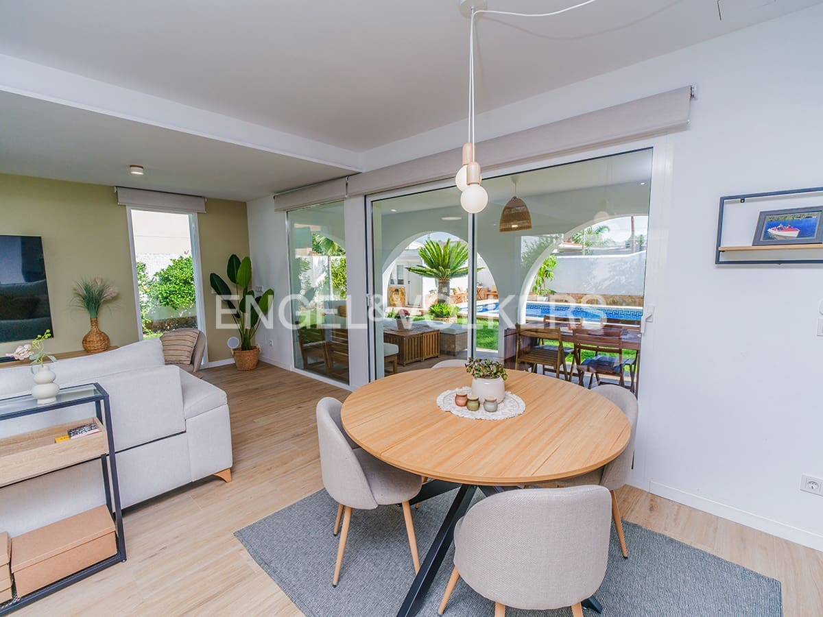 5 soverom Villa til salgs i San Juan de Alicante / Sant Joan d'Alacant med svømmebasseng garasje - € 1 630 000 (Ref: 9932240)