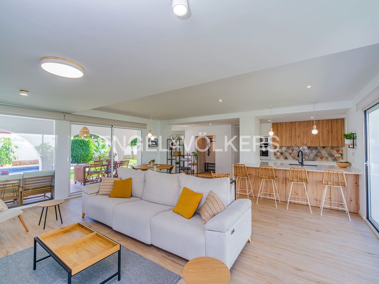 5 soverom Villa til salgs i San Juan de Alicante / Sant Joan d'Alacant med svømmebasseng garasje - € 1 630 000 (Ref: 9932240)