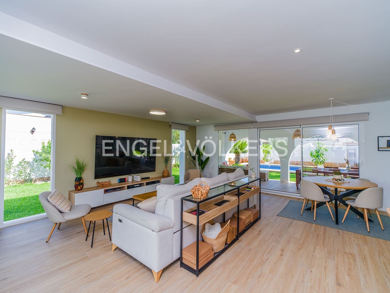 5 soverom Villa til salgs i San Juan de Alicante / Sant Joan d'Alacant med svømmebasseng garasje - € 1 630 000 (Ref: 9932240)