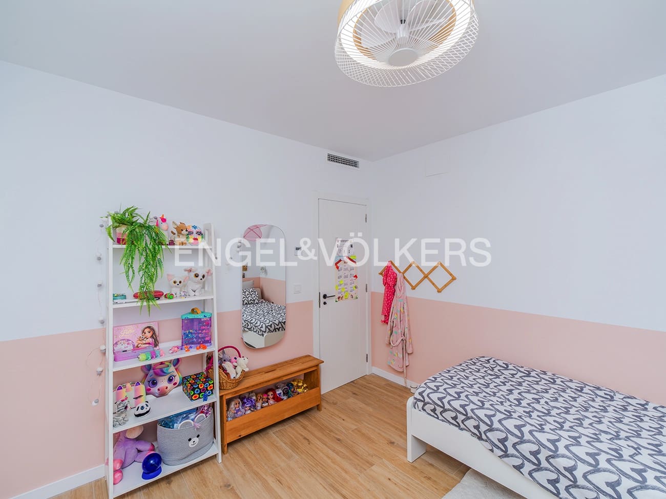 5 soverom Villa til salgs i San Juan de Alicante / Sant Joan d'Alacant med svømmebasseng garasje - € 1 630 000 (Ref: 9932240)