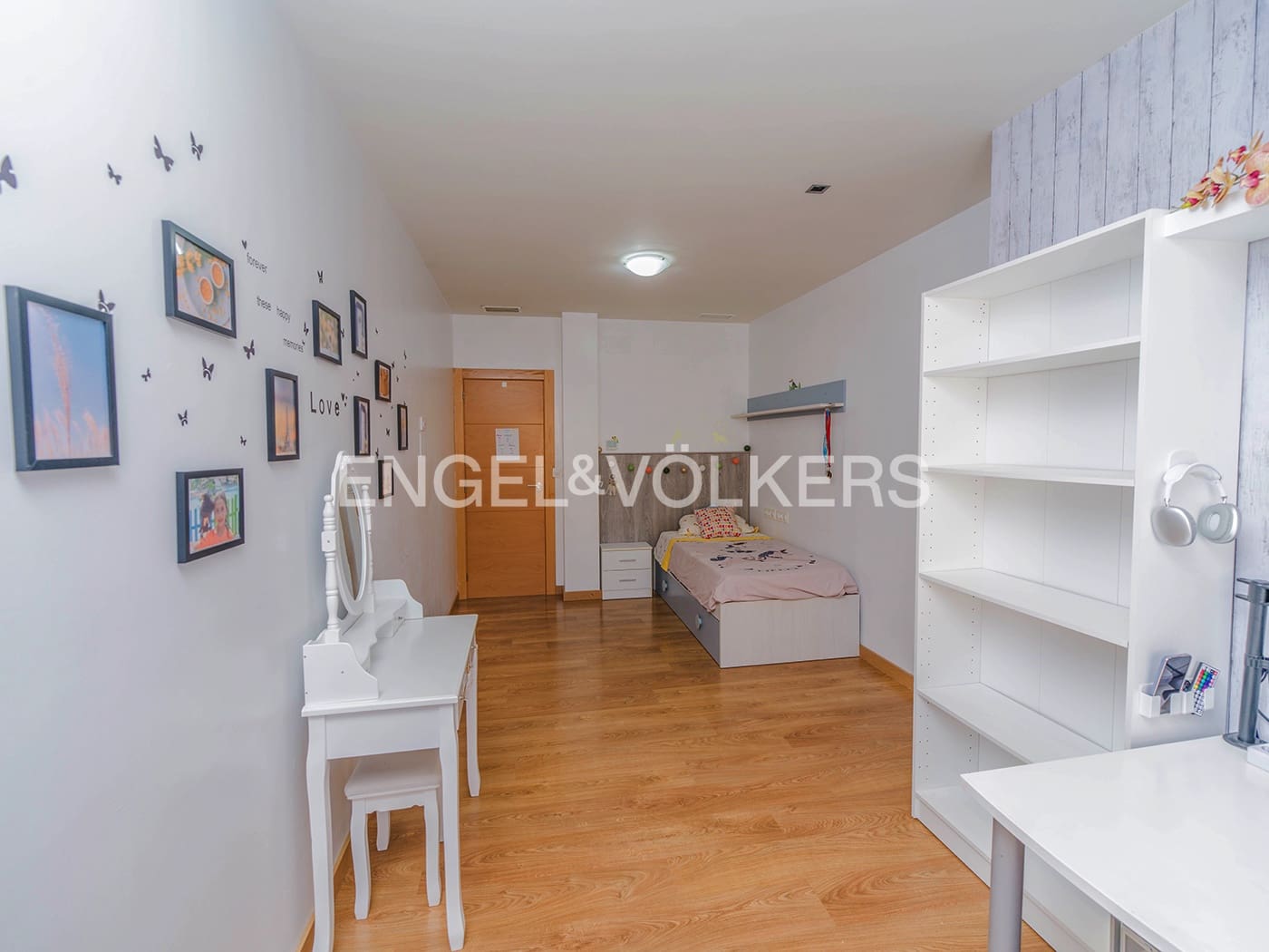 5 bedroom Villa for sale in Muchamiel / Mutxamel with pool garage - € 915,000 (Ref: 9936753)