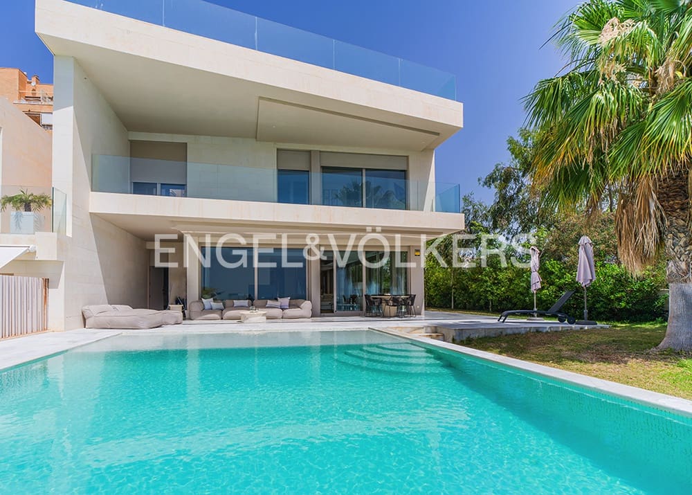 5 soverom Villa til salgs i El Campello med svømmebasseng garasje - € 4 500 000 (Ref: 9936755)