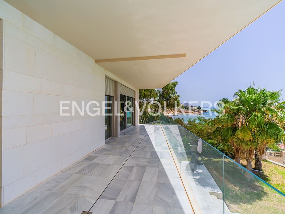5 soverom Villa til salgs i El Campello med svømmebasseng garasje - € 4 500 000 (Ref: 9936755)