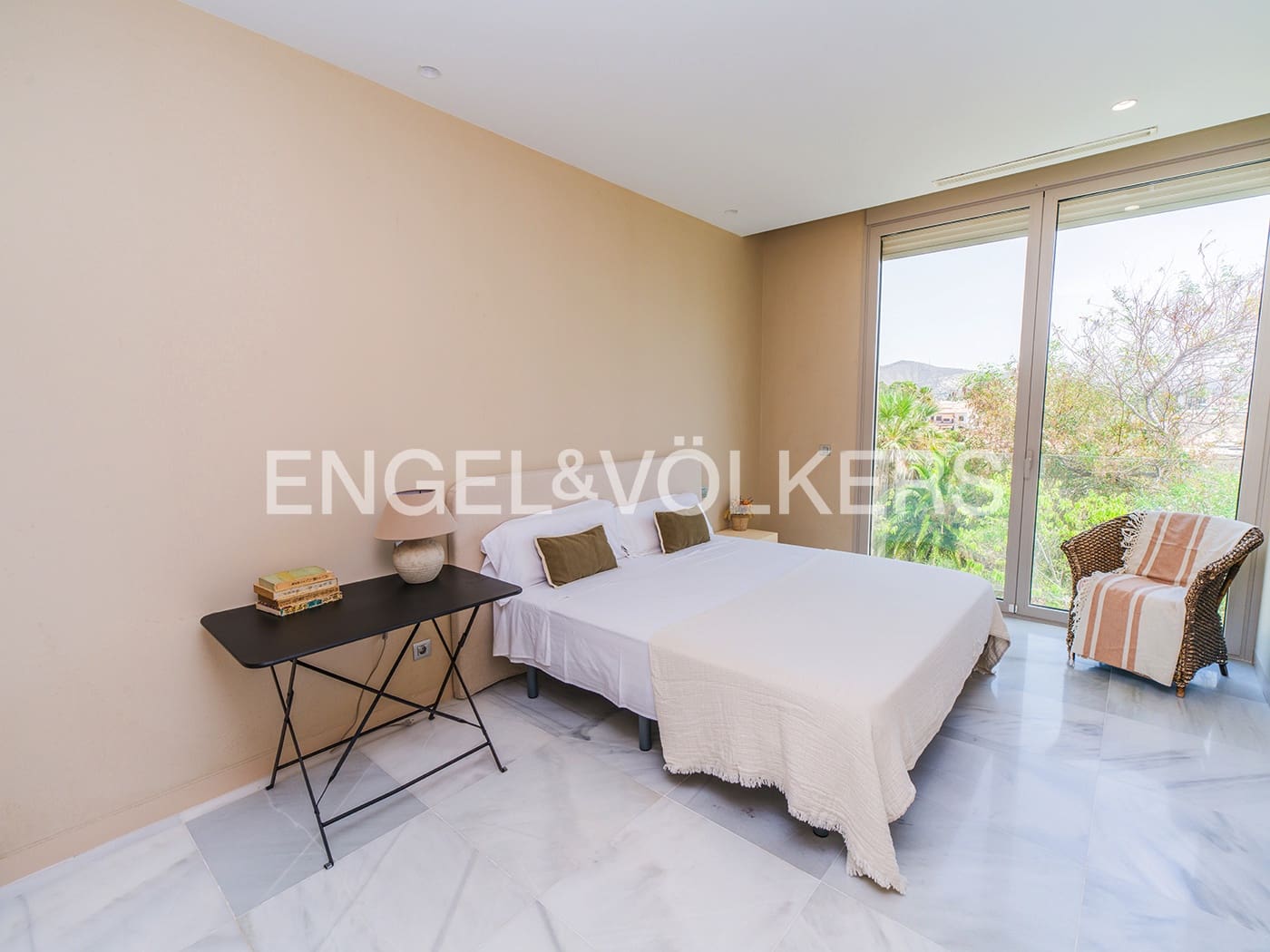 5 soverom Villa til salgs i El Campello med svømmebasseng garasje - € 4 500 000 (Ref: 9936755)
