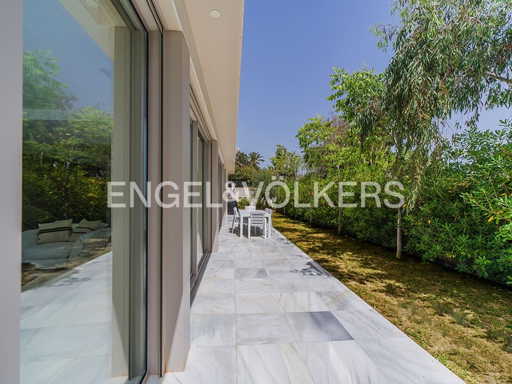 5 soverom Villa til salgs i El Campello med svømmebasseng garasje - € 4 500 000 (Ref: 9936755)