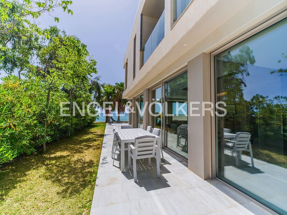5 soverom Villa til salgs i El Campello med svømmebasseng garasje - € 4 500 000 (Ref: 9936755)