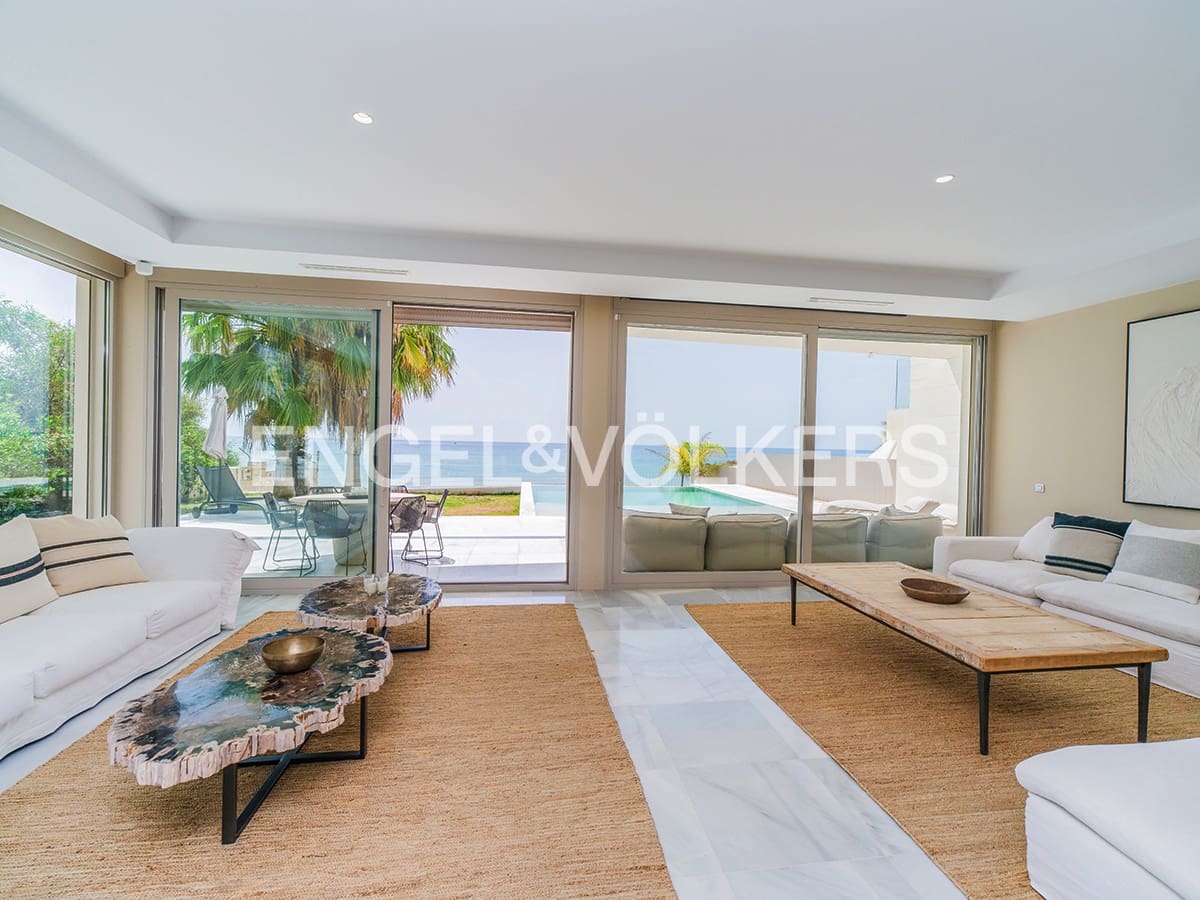 5 soverom Villa til salgs i El Campello med svømmebasseng garasje - € 4 500 000 (Ref: 9936755)