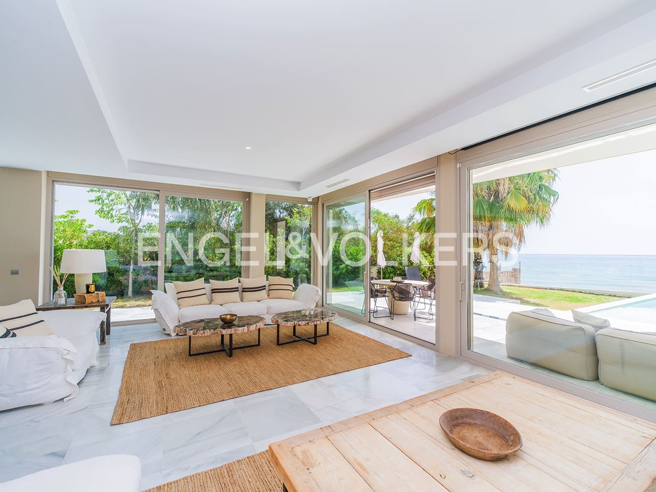 5 soverom Villa til salgs i El Campello med svømmebasseng garasje - € 4 500 000 (Ref: 9936755)