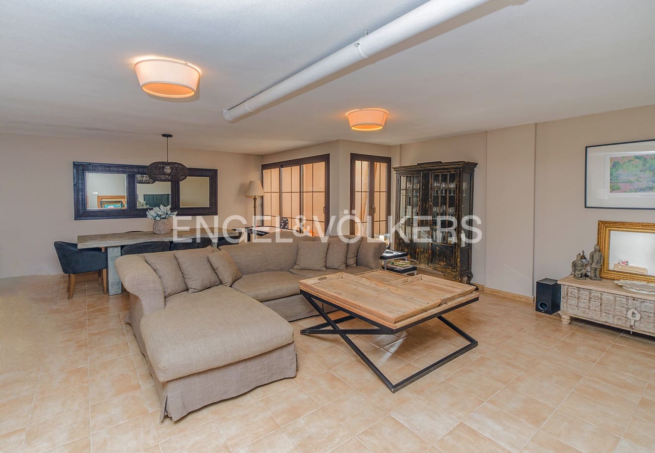 5 quarto Moradia Geminada para venda em Muchamiel / Mutxamel com piscina garagem - 620 000 € (Ref: 9938979)