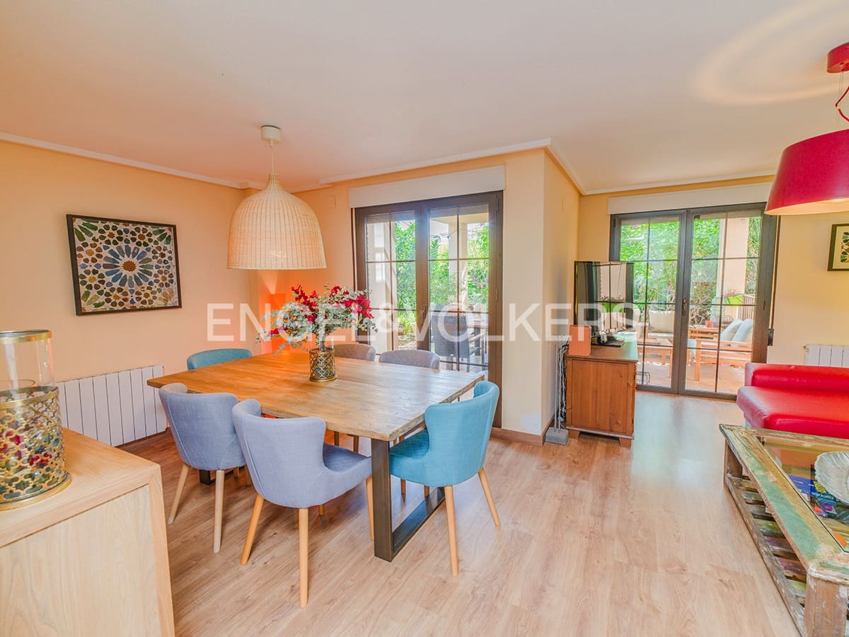 5 quarto Moradia Geminada para venda em Muchamiel / Mutxamel com piscina garagem - 620 000 € (Ref: 9938979)