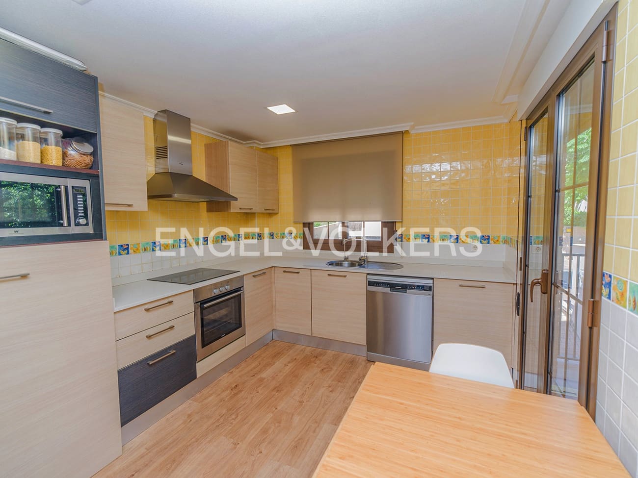5 quarto Moradia Geminada para venda em Muchamiel / Mutxamel com piscina garagem - 620 000 € (Ref: 9938979)
