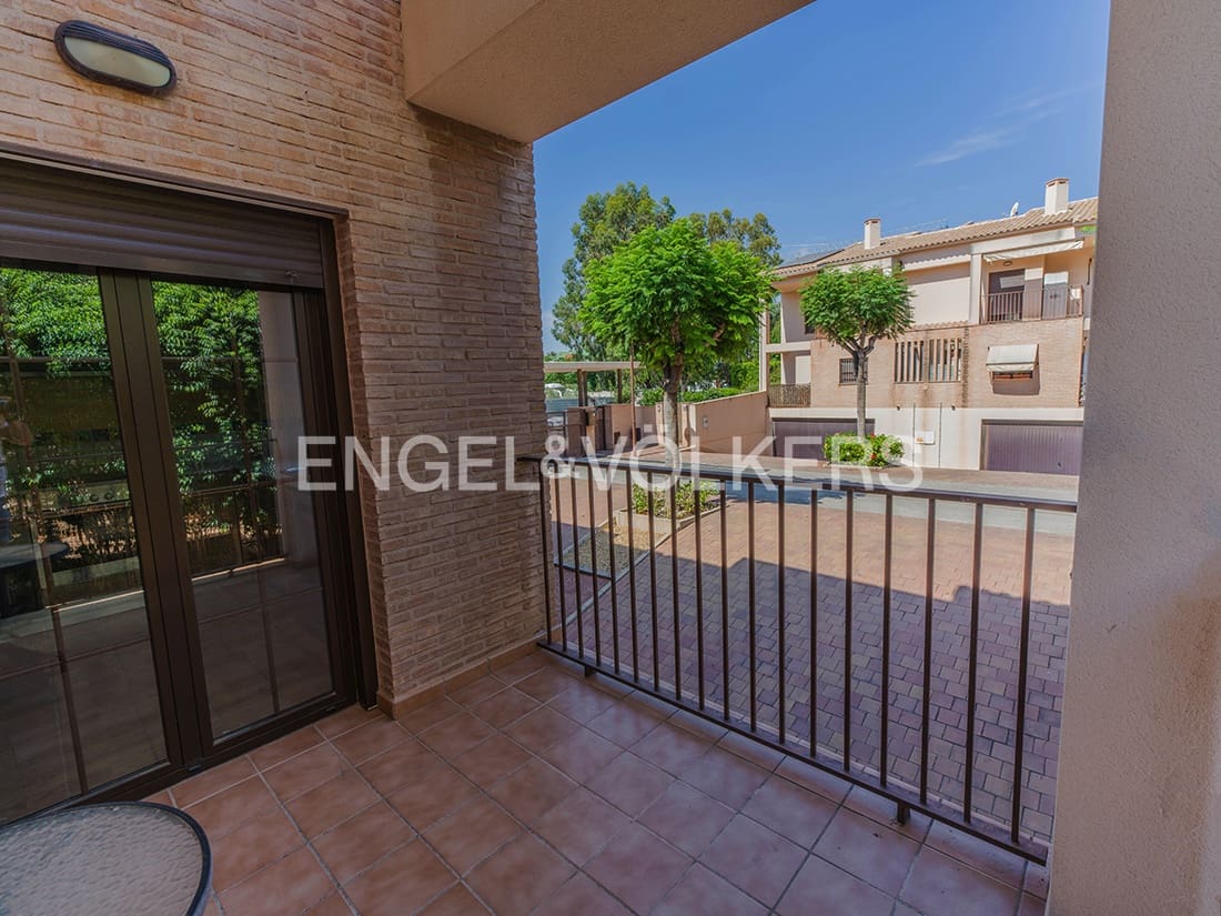5 quarto Moradia Geminada para venda em Muchamiel / Mutxamel com piscina garagem - 620 000 € (Ref: 9938979)