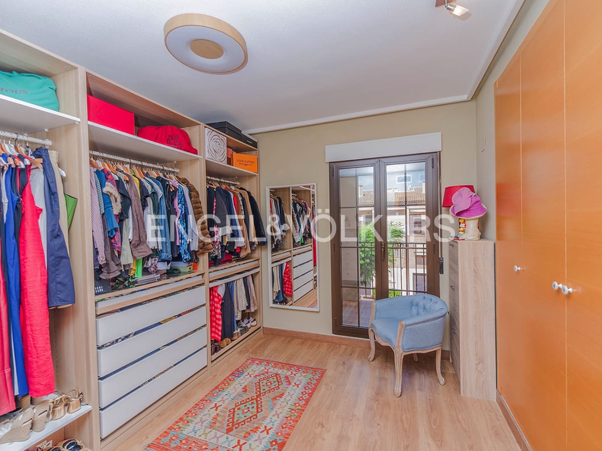 5 quarto Moradia Geminada para venda em Muchamiel / Mutxamel com piscina garagem - 620 000 € (Ref: 9938979)