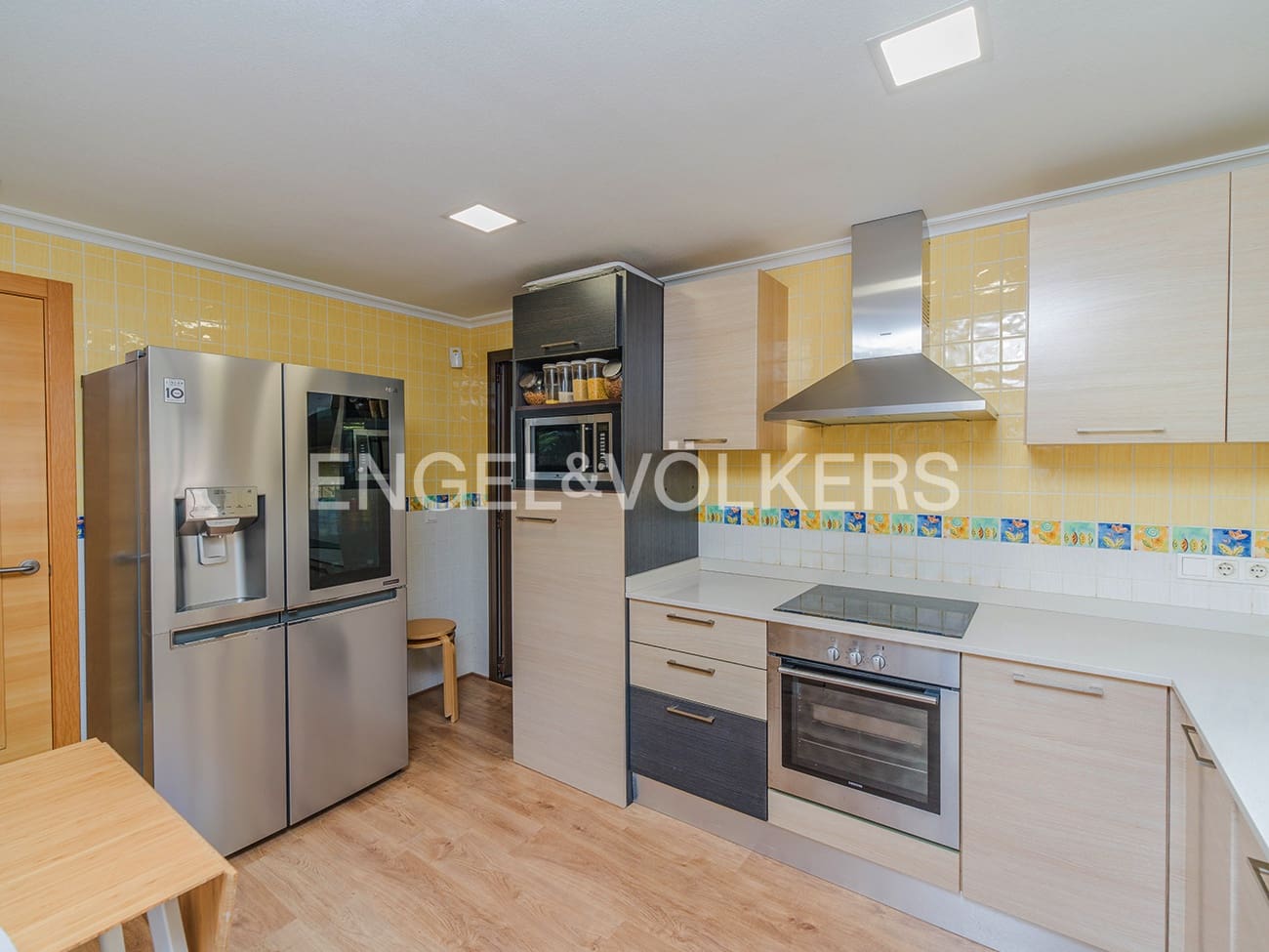 5 quarto Moradia Geminada para venda em Muchamiel / Mutxamel com piscina garagem - 620 000 € (Ref: 9938979)