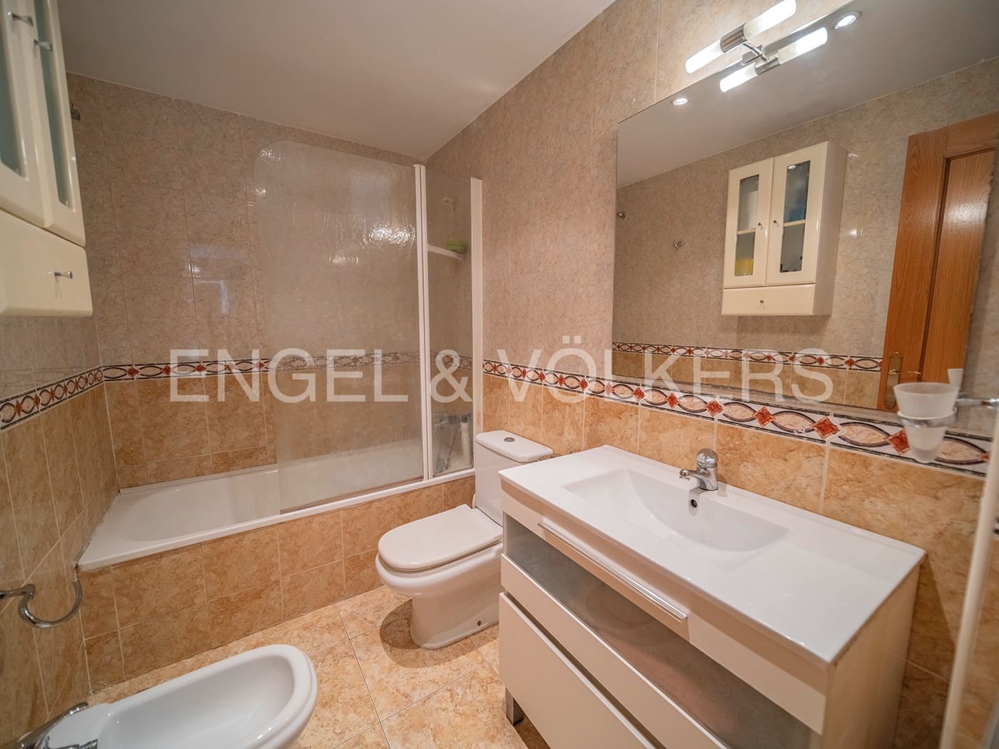 3 soveværelse Lejlighed til salg i Alicante by - € 349.900 (Ref: 9940832)