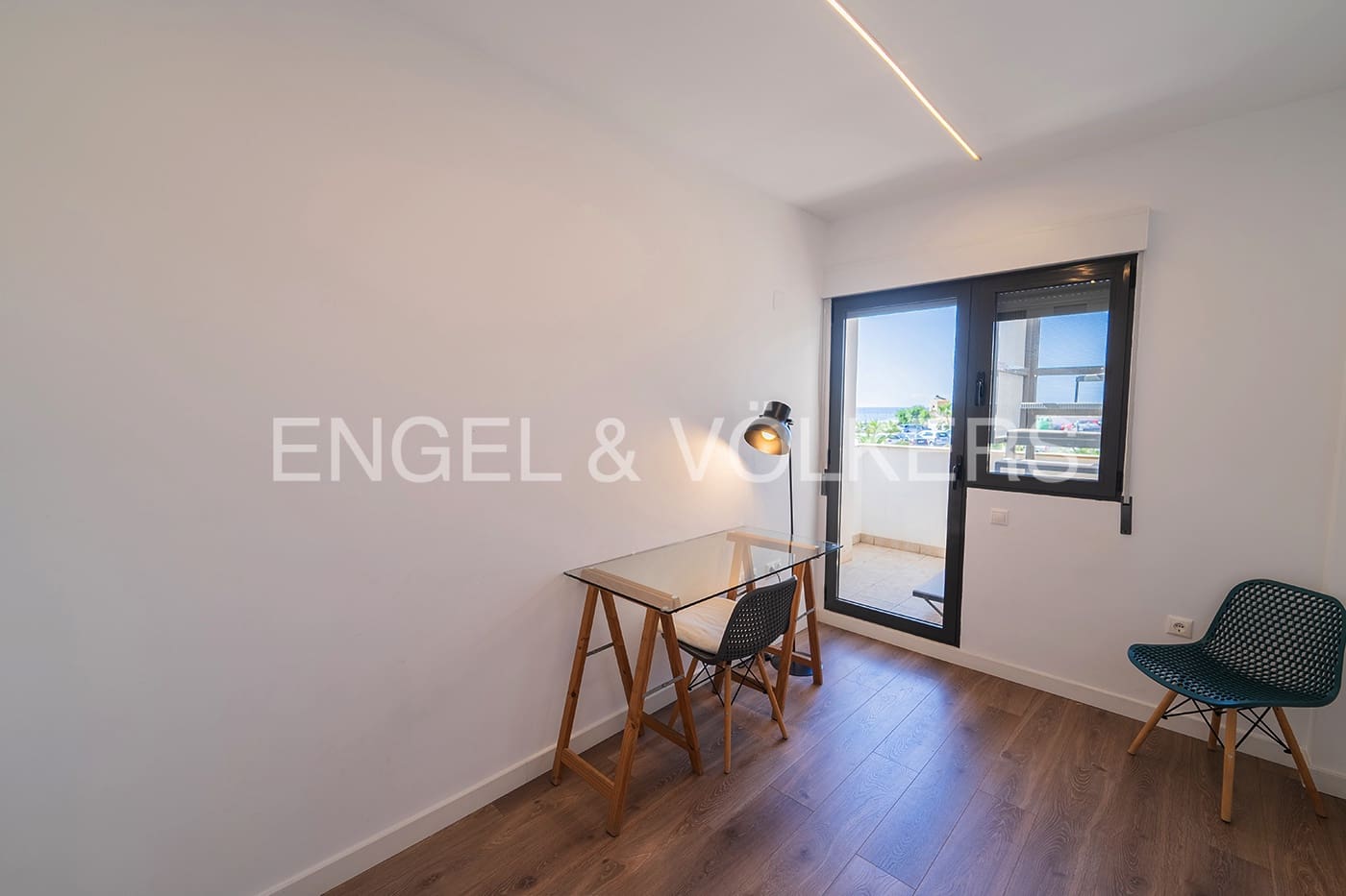 Casa de 4 habitaciones en El Campello en venta con piscina garaje - 640.000 € (Ref: 9946244)