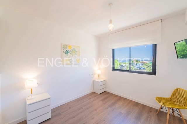 4 soverom Hus til salgs i El Campello med svømmebasseng garasje - € 640 000 (Ref: 9946244)
