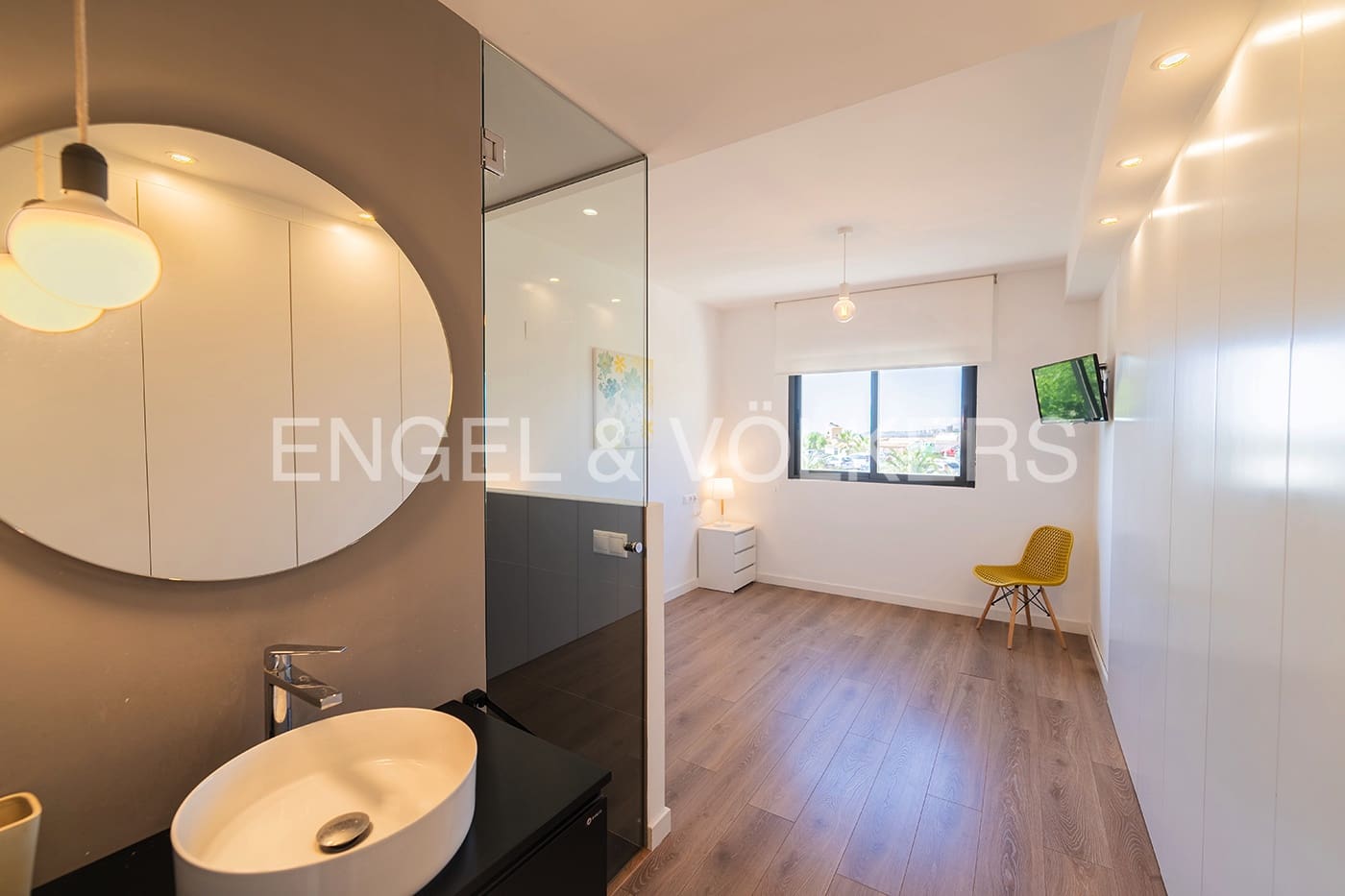 Casa de 4 habitaciones en El Campello en venta con piscina garaje - 640.000 € (Ref: 9946244)