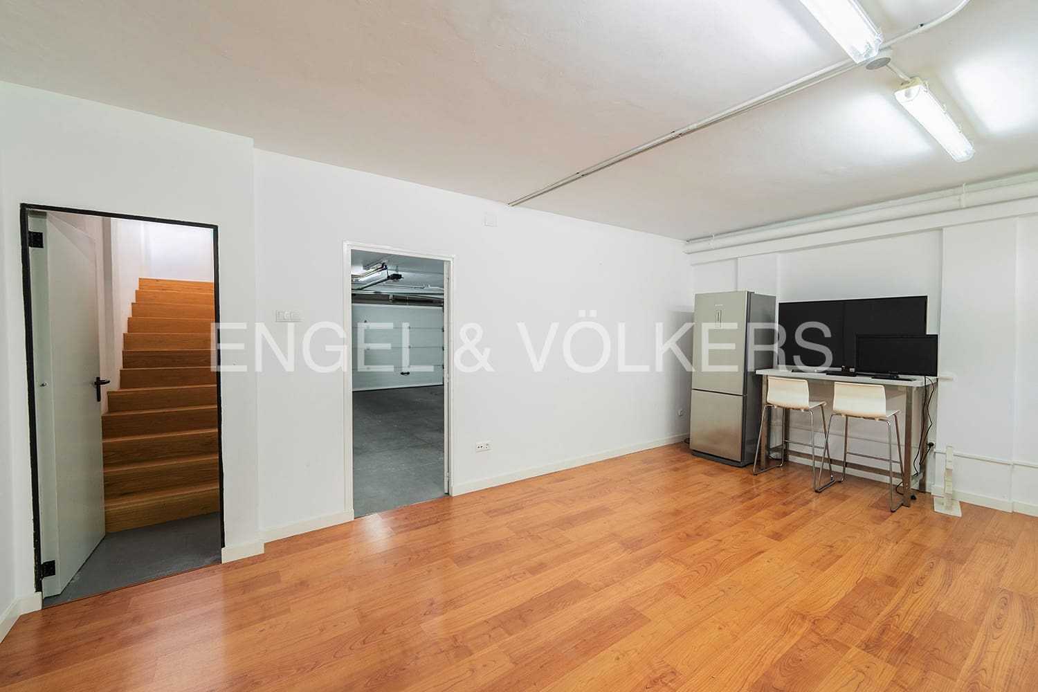 Casa de 4 habitaciones en El Campello en venta con piscina garaje - 640.000 € (Ref: 9946244)
