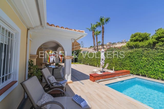 3 chambre Villa/Maison à vendre à Muchamiel / Mutxamel avec piscine garage - 670 000 € (Ref: 9950411)