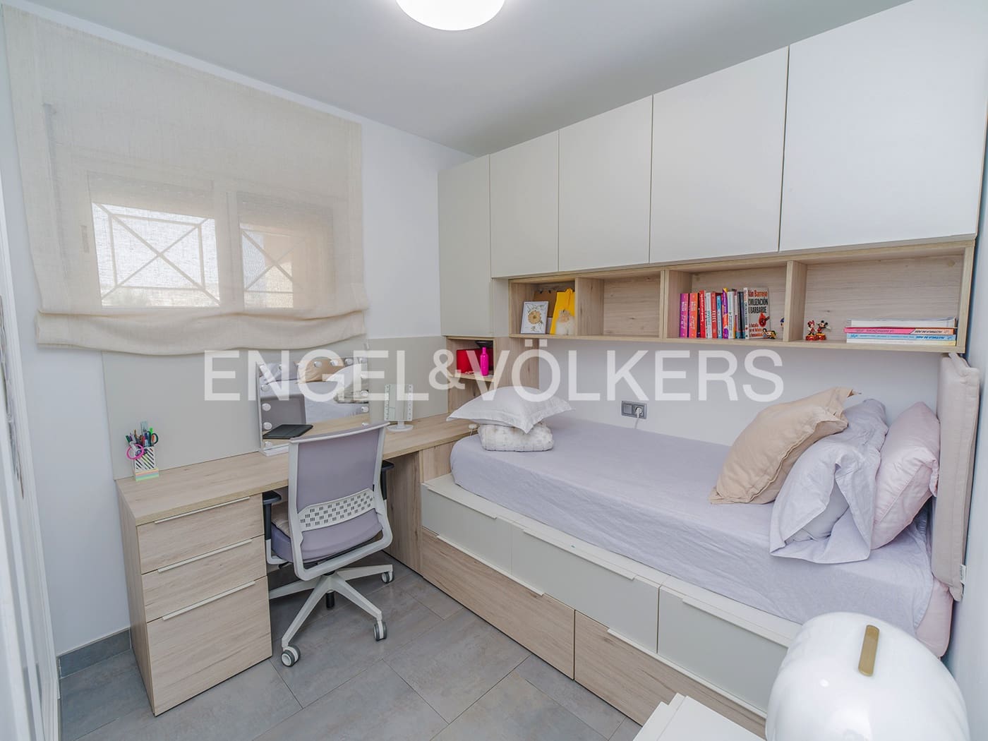 2 soveværelse Penthouse til salg i Alicante by med garage - € 385.000 (Ref: 9981325)
