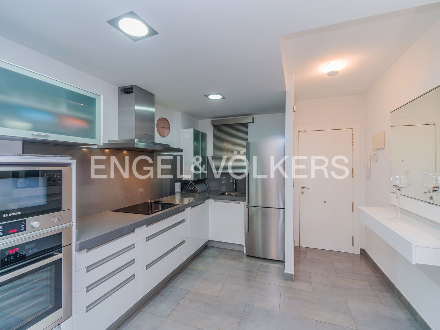 2 soveværelse Penthouse til salg i Alicante by med garage - € 385.000 (Ref: 9981325)
