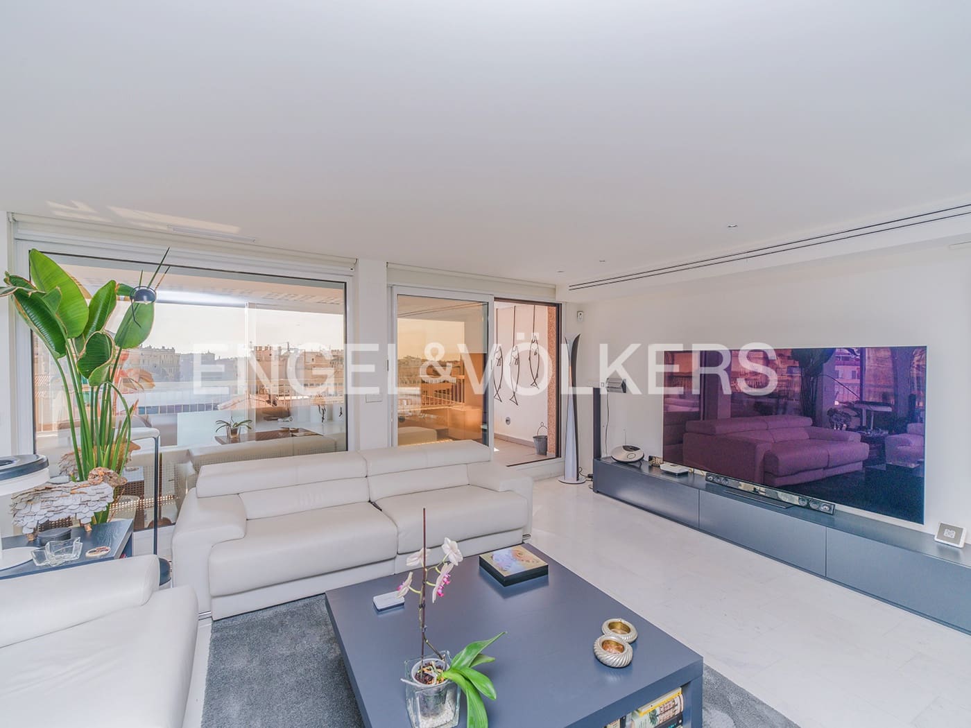 2 slaapkamer Penthouse te koop in Alicante stad - € 1.085.000 (Ref: 9981444)