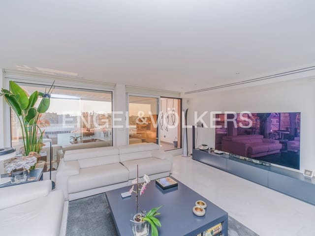 2 soverom Penthouse til salgs i Barrio del Centro, Alicante by - € 1 085 000 (Ref: 9981444)