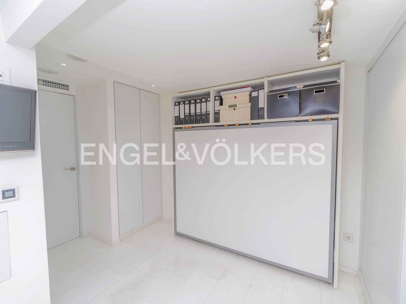 2 slaapkamer Penthouse te koop in Alicante stad - € 1.085.000 (Ref: 9981444)