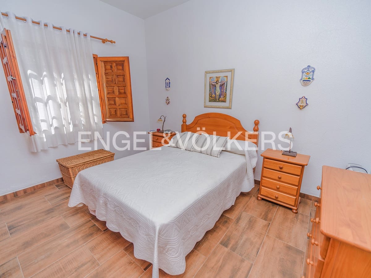 Villa till salu i Busot - 475 000 € (Ref: 9983256)