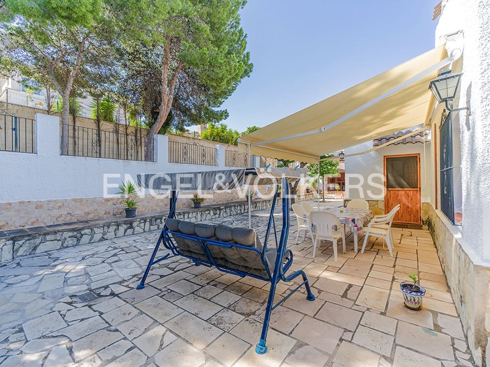 Villa till salu i Busot - 475 000 € (Ref: 9983256)