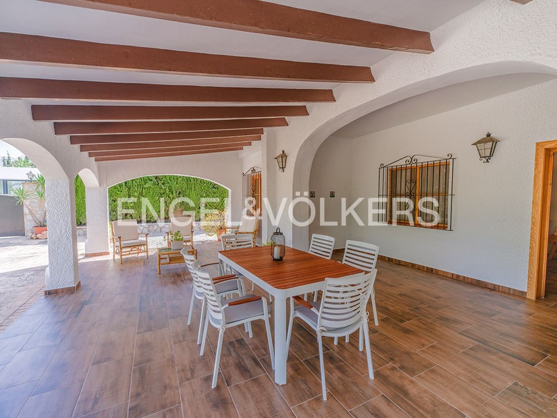 Villa till salu i Busot - 475 000 € (Ref: 9983256)