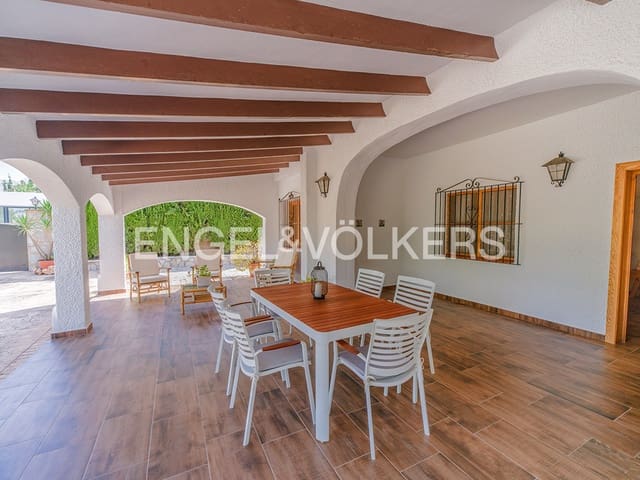 Villa till salu i Bonalba, Busot - 475 000 € (Ref: 9983256)