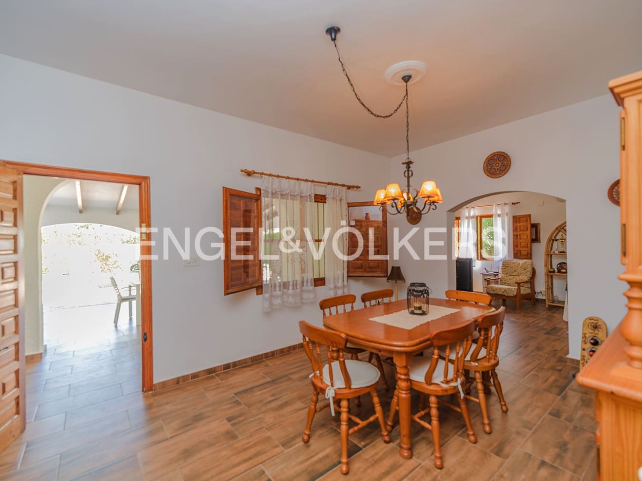 Villa till salu i Busot - 475 000 € (Ref: 9983256)